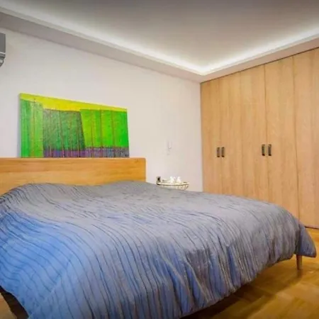 Aparthotel Clock