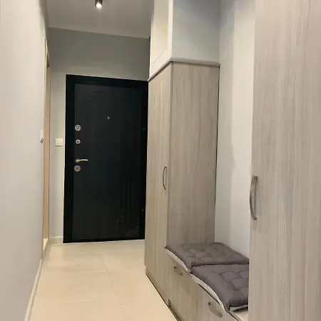 Aparthotel Clock *